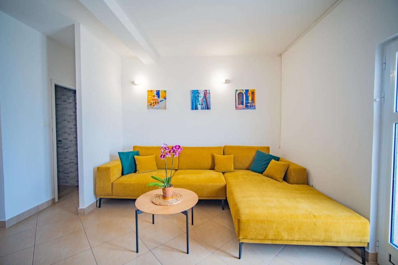 Apartments Novo Mulo Tivat Exterior photo