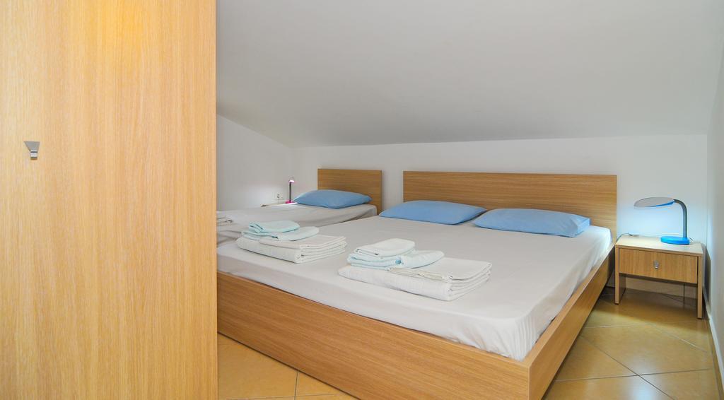 Apartments Novo Mulo Tivat Exterior photo