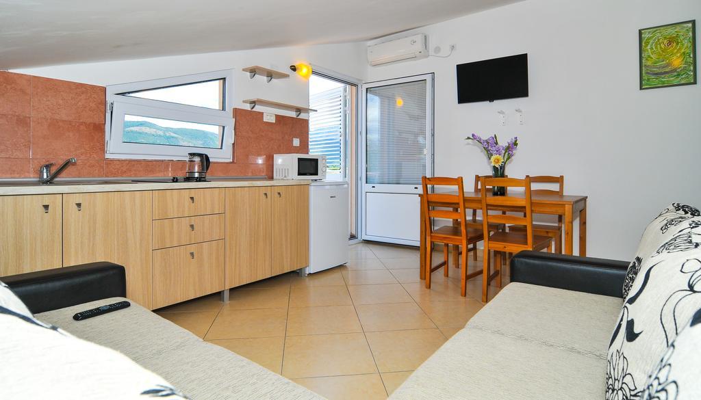 Apartments Novo Mulo Tivat Exterior photo